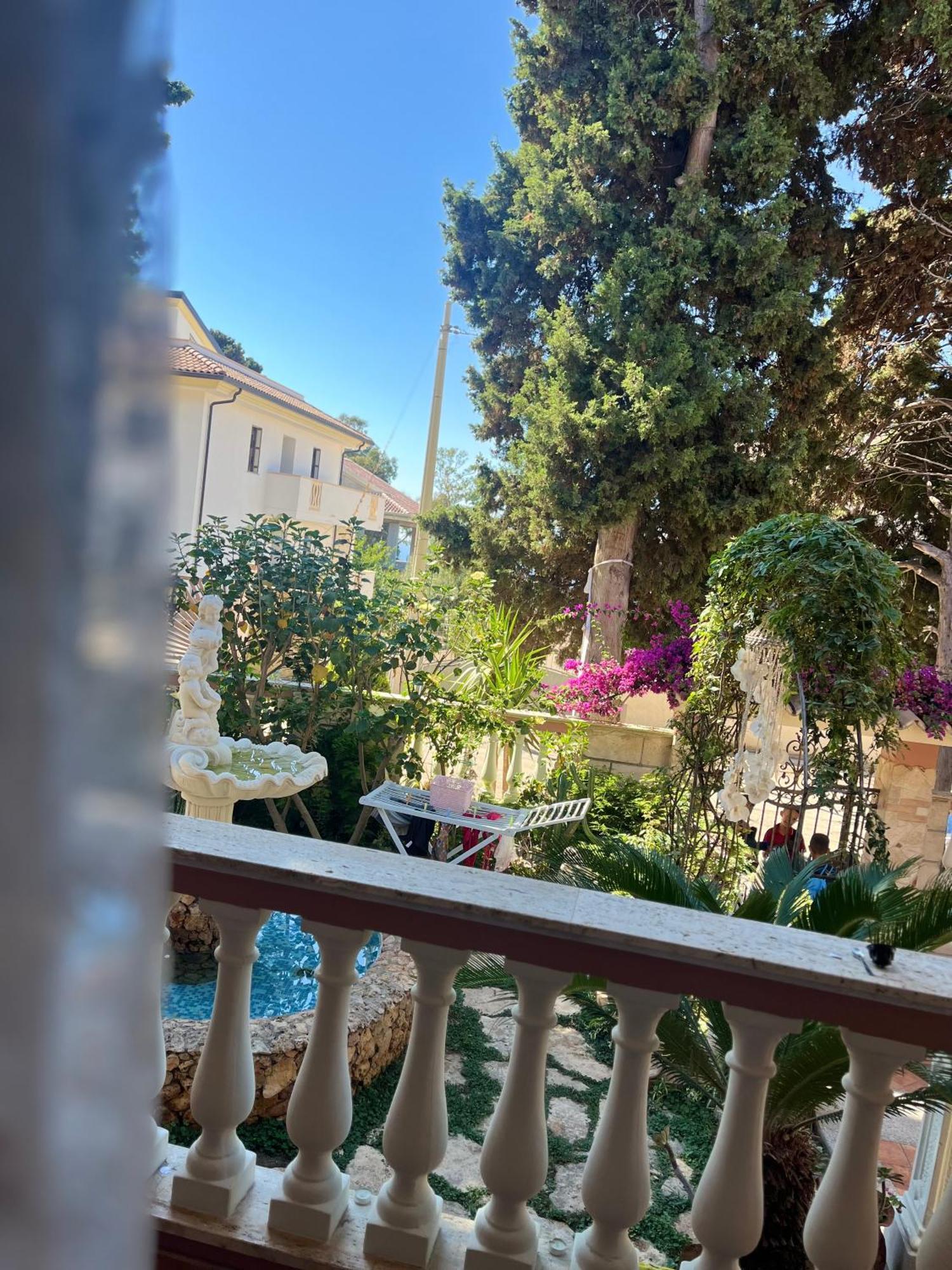 B&B Villa Regina Санта Доменика Екстериор снимка
