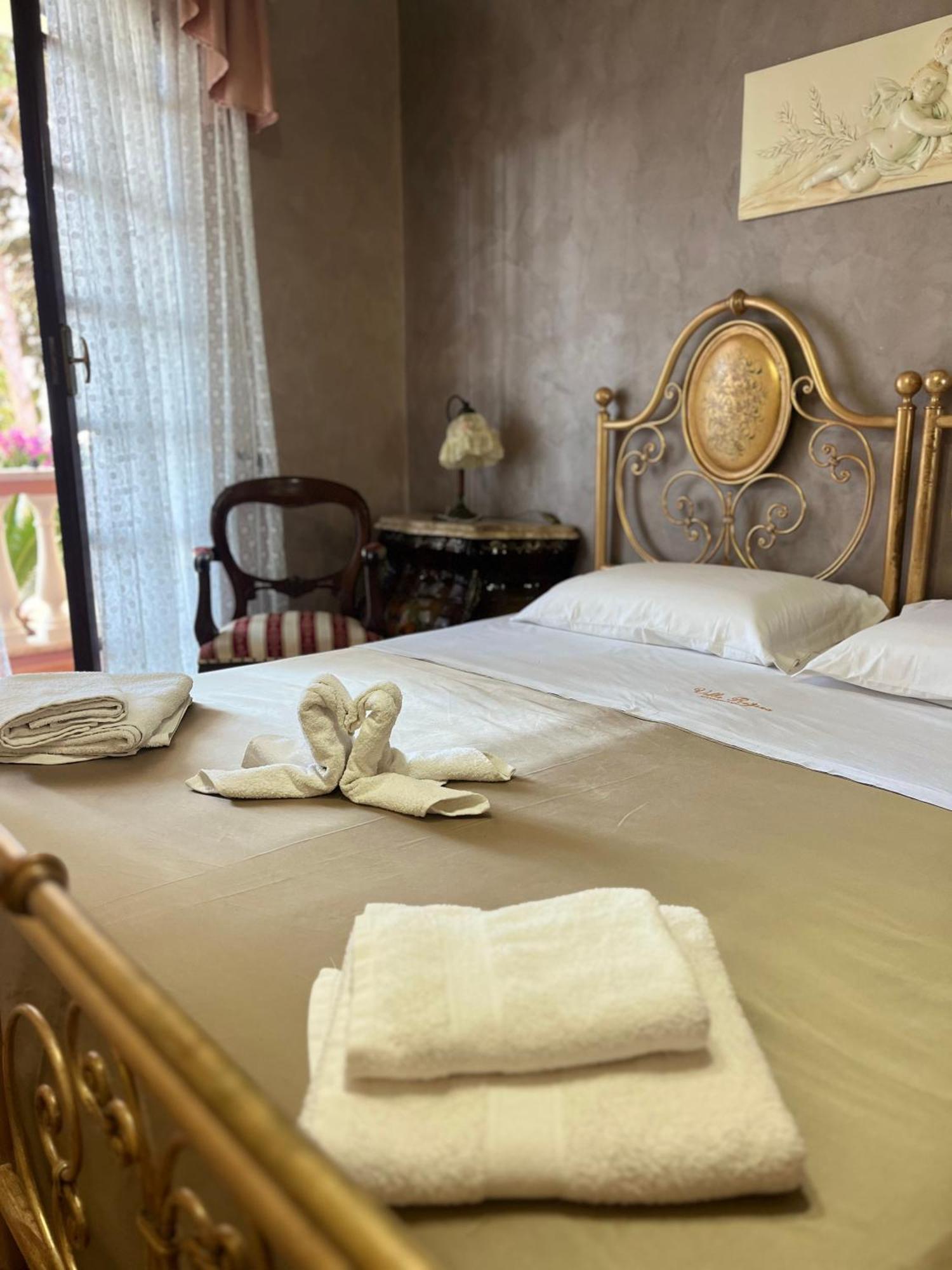 B&B Villa Regina Санта Доменика Екстериор снимка