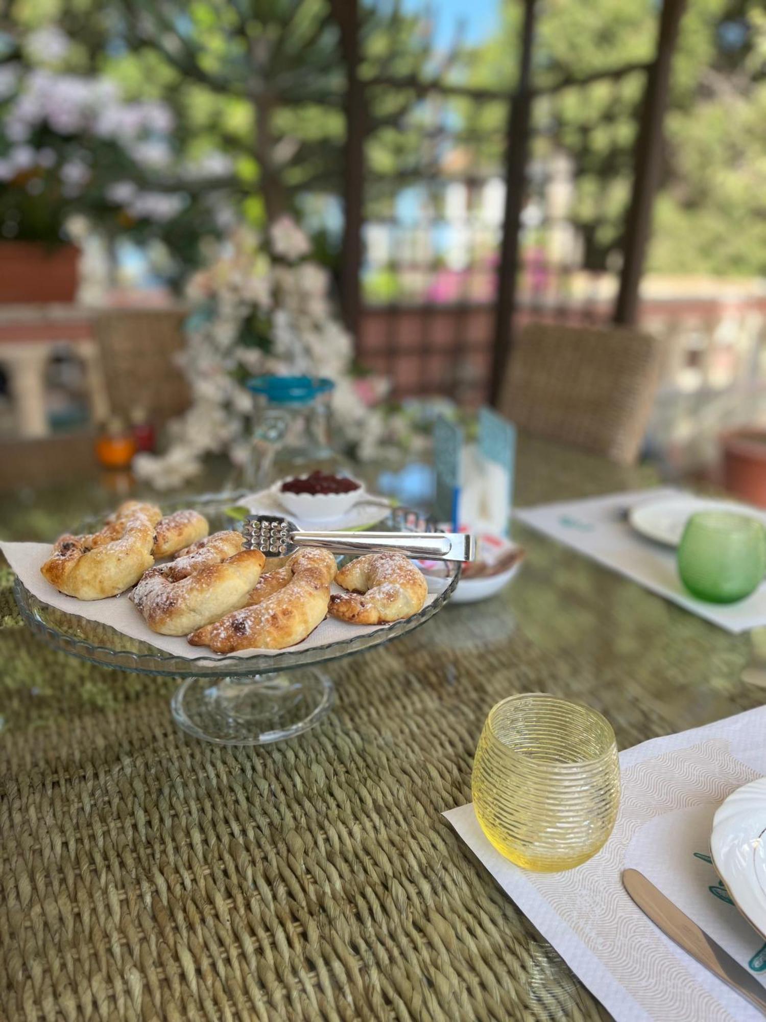 B&B Villa Regina Санта Доменика Екстериор снимка